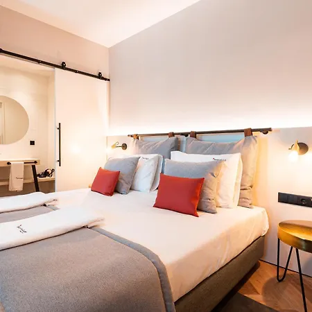 Flh Viola Market Flats