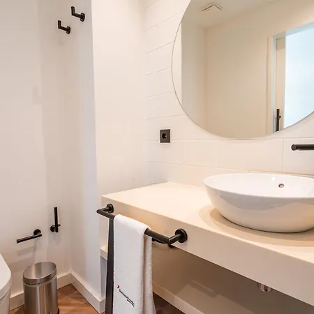 Flh Viola Market Flats