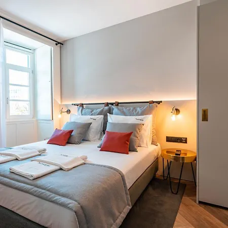 Flh Viola Market Flats