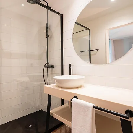 Flh Viola Market Flats